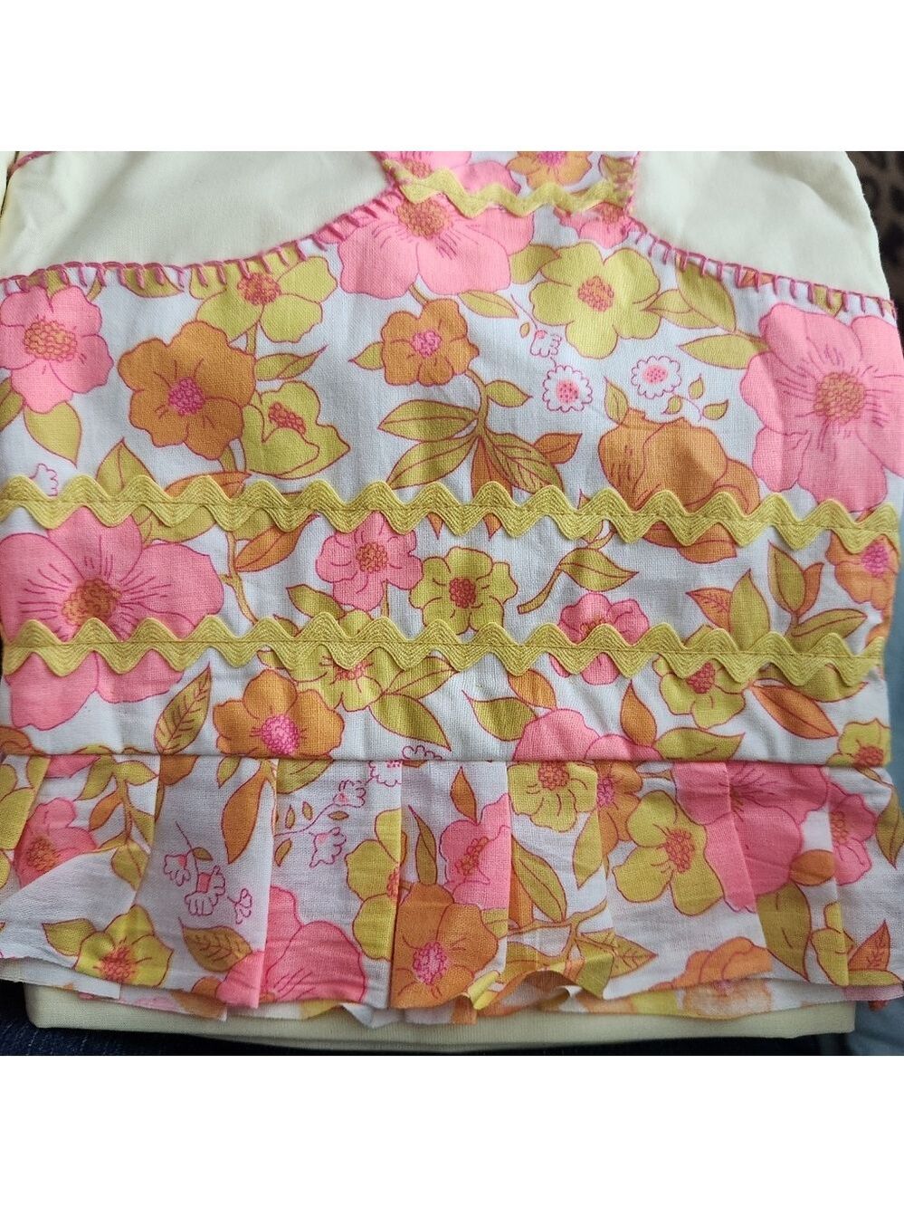 NEW Handmade Sunbonnet Girl Pair Of Standard Pillowcases - Picture 2 of 4